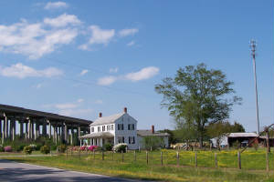farmhouse-1.jpg